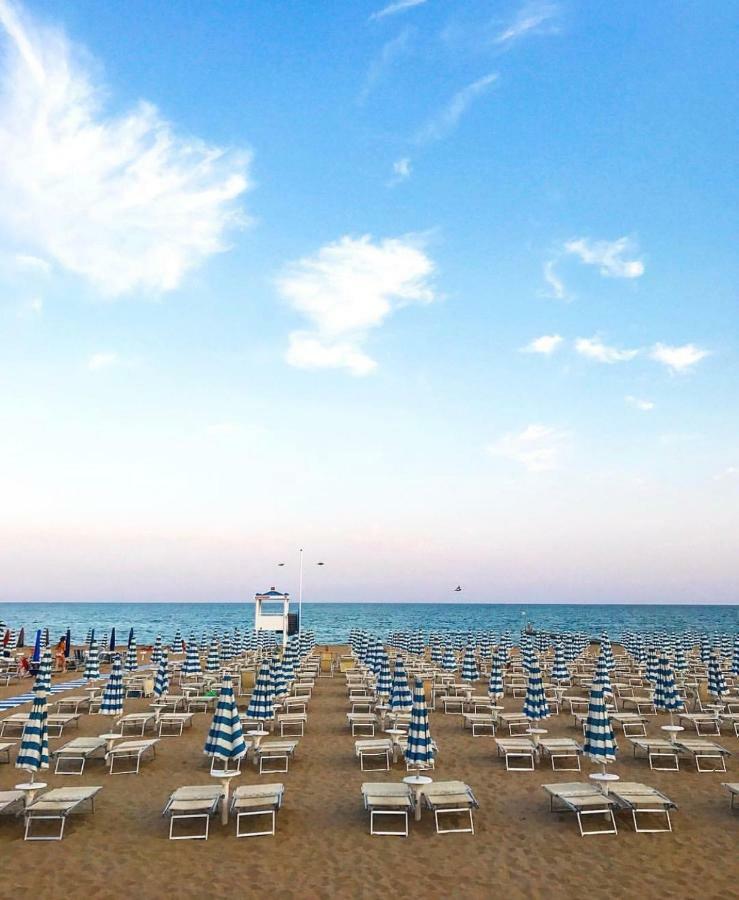 Hotel Margherita Lido di Jesolo Exterior foto